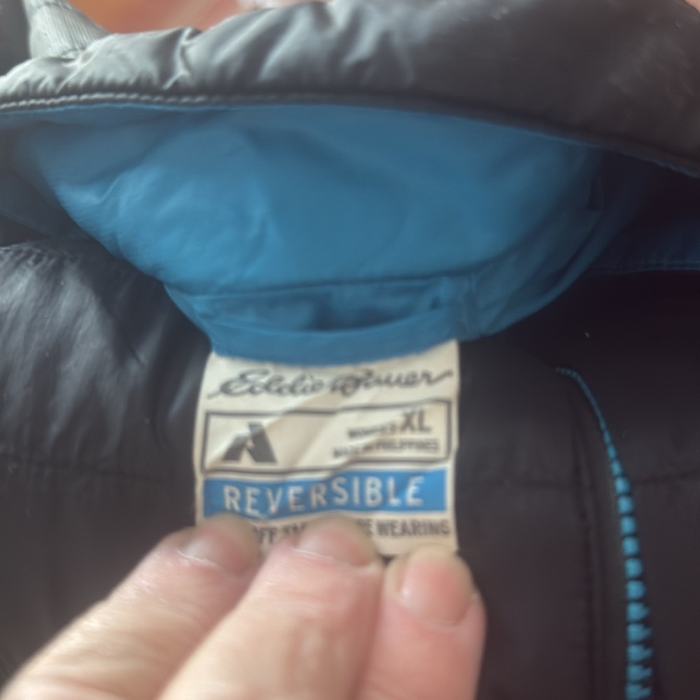 EDDIE BAUER REVERSIBLE LIGHTWEIGHT BLUE/BLACK JACKET (XL) - Picture 8 of 14